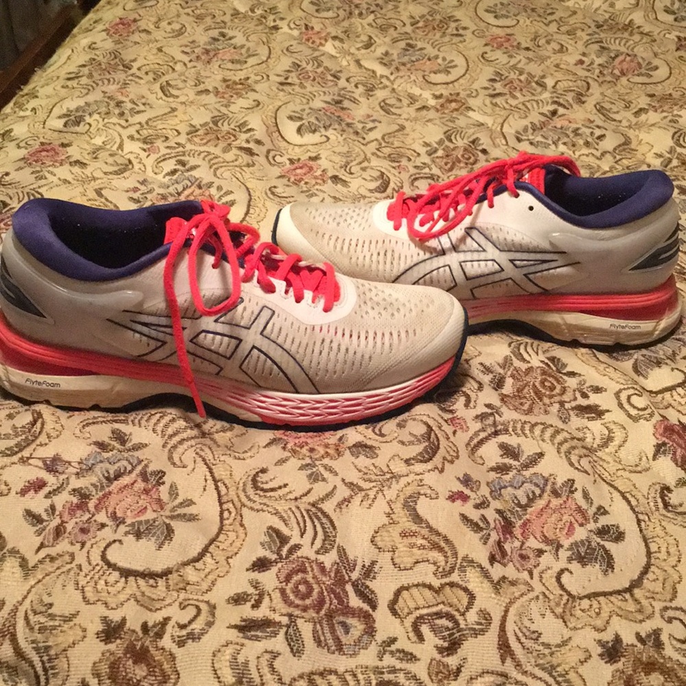 ASICS tennis shoes